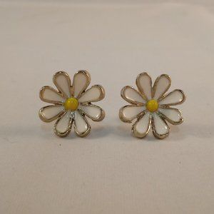 925 Silver Gold Plated White Flower Daisy Shape Enamel Stud Earrings